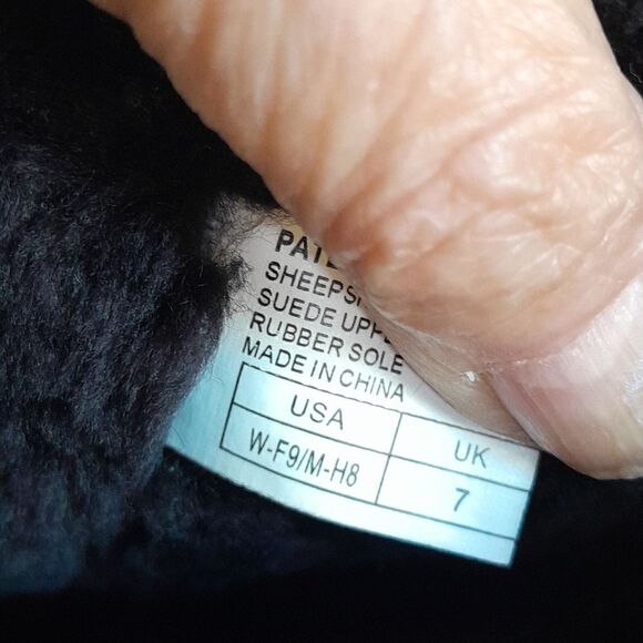 Unisex Emu Waterproof Boots...EUC Size 9/W Size 8/ M. - Picture 3 of 5